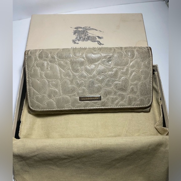 Pre owned condition Oll my íten are auténtic please see the pinctures - Picture 10 of 11